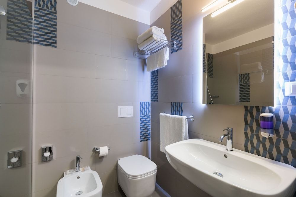 Saracen Sands Hotel & Congress Centre Classic Triple Room 4