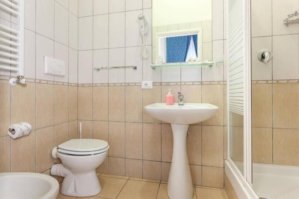 Ottaviano Guest House Double or Twin Room 11