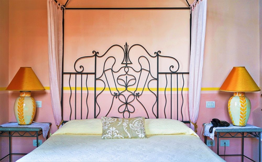Junior Double Room