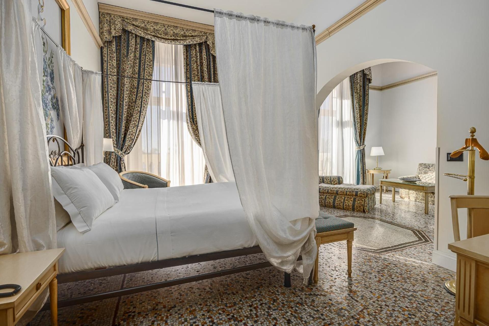 Suite with Sea View