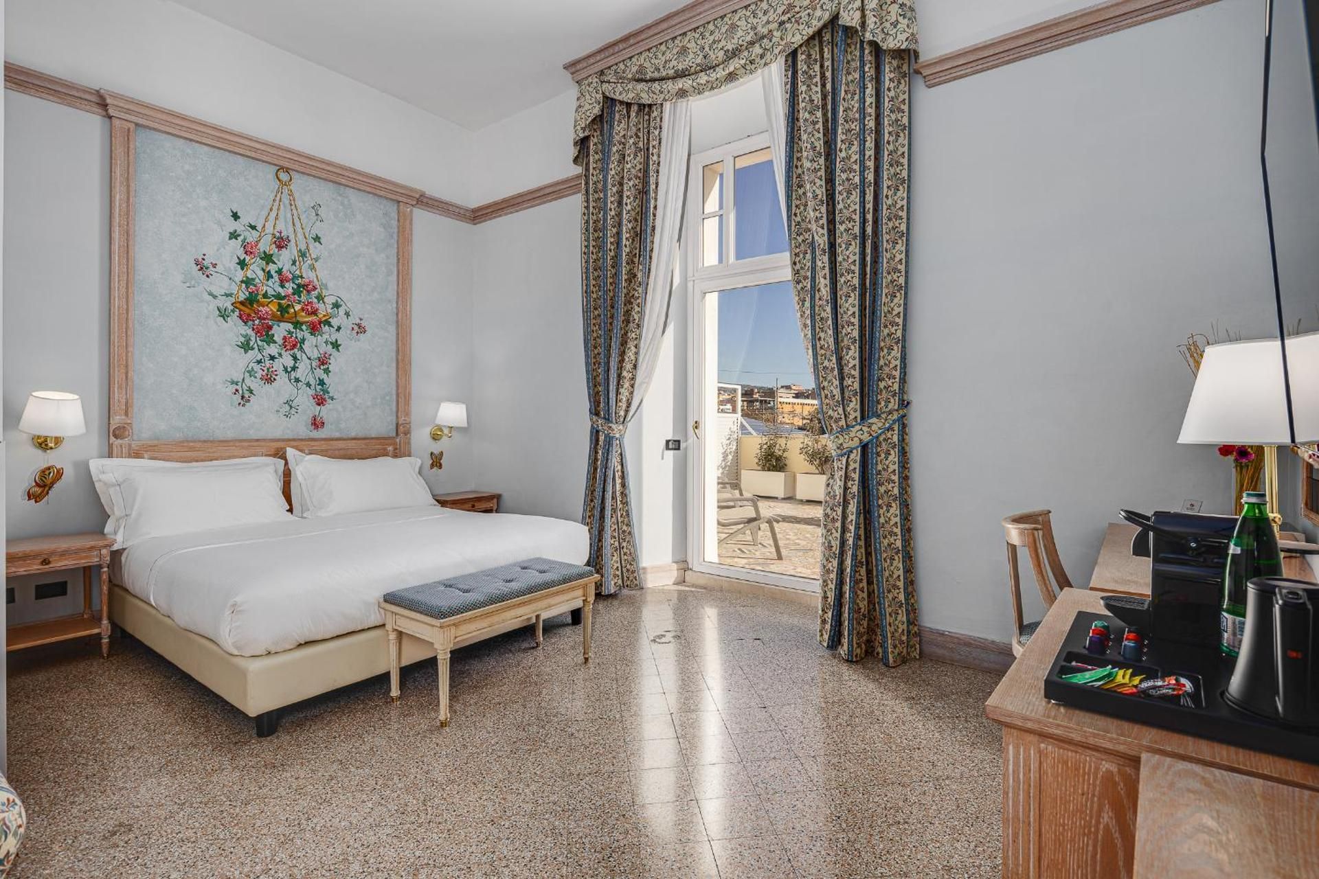 Junior Suite with Balcony Sea View