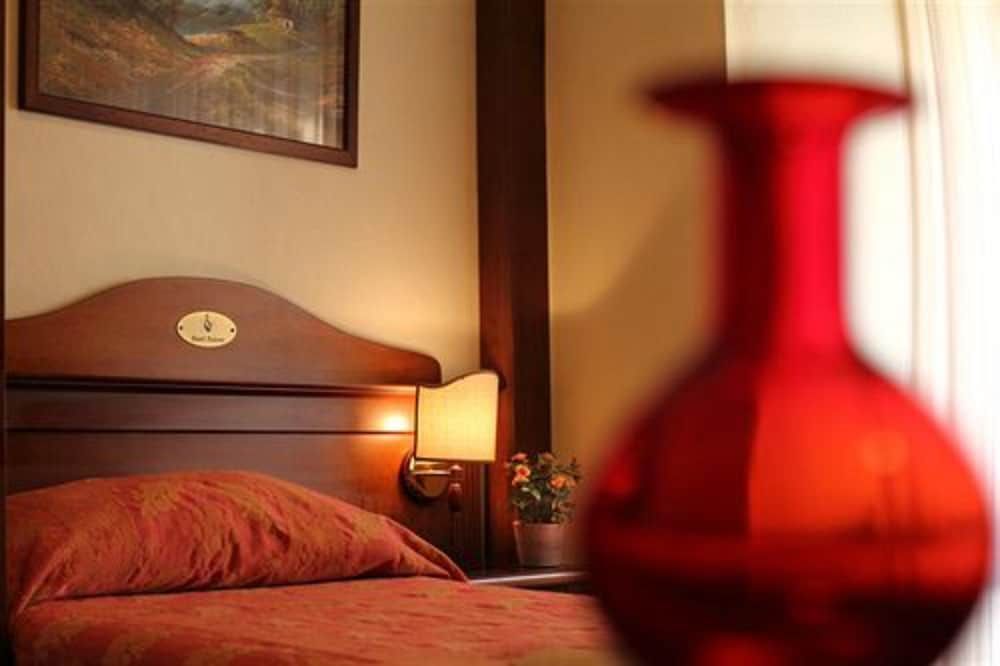 undefined Hotel Pavone 10