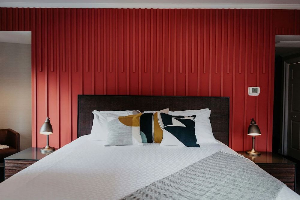 undefined Selina Chicago 4