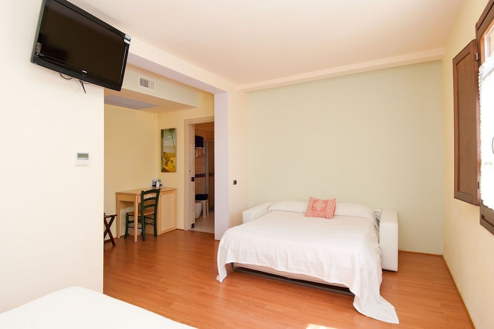 Gentarrubia - B&B Quadruple Room 3