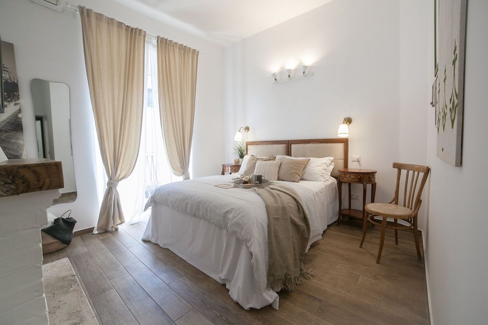 Maison Coquette Double Room 17