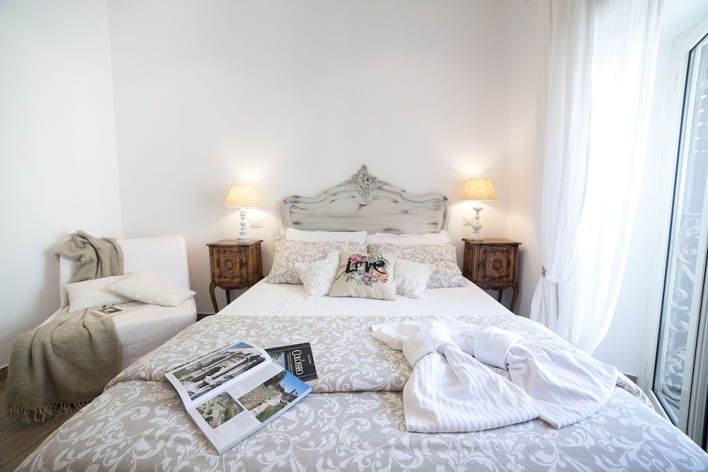 Maison Coquette Double Room 13