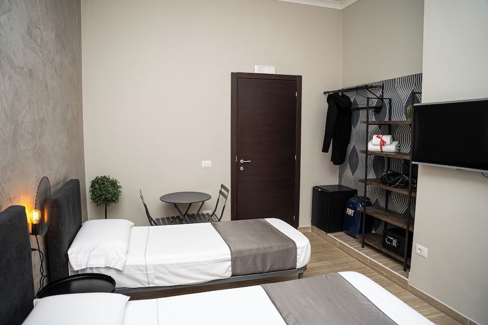 undefined Napoli City Rooms 8