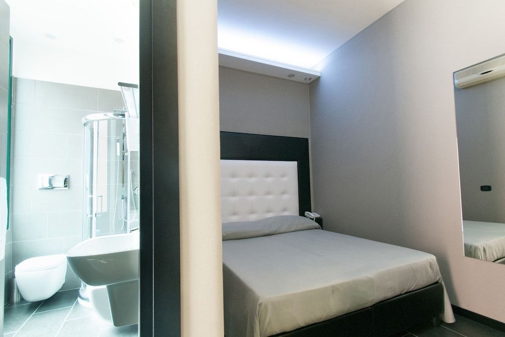 undefined Fly Boutique Hotel 6