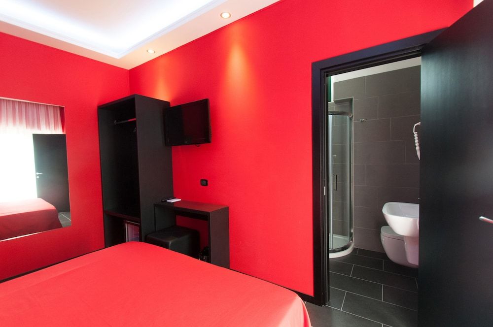 undefined Fly Boutique Hotel 8