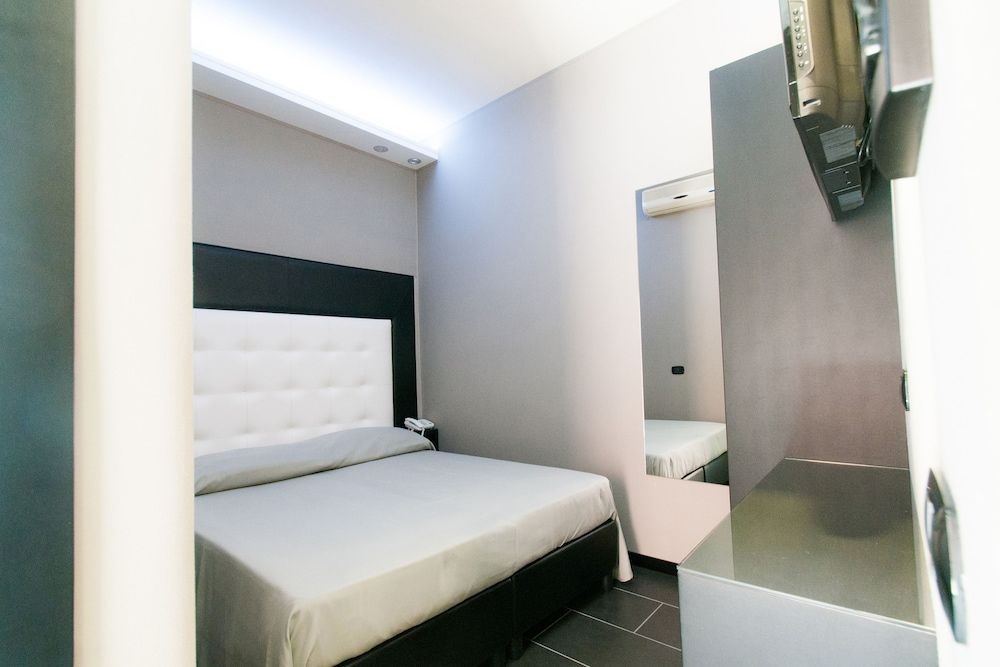undefined Fly Boutique Hotel 7