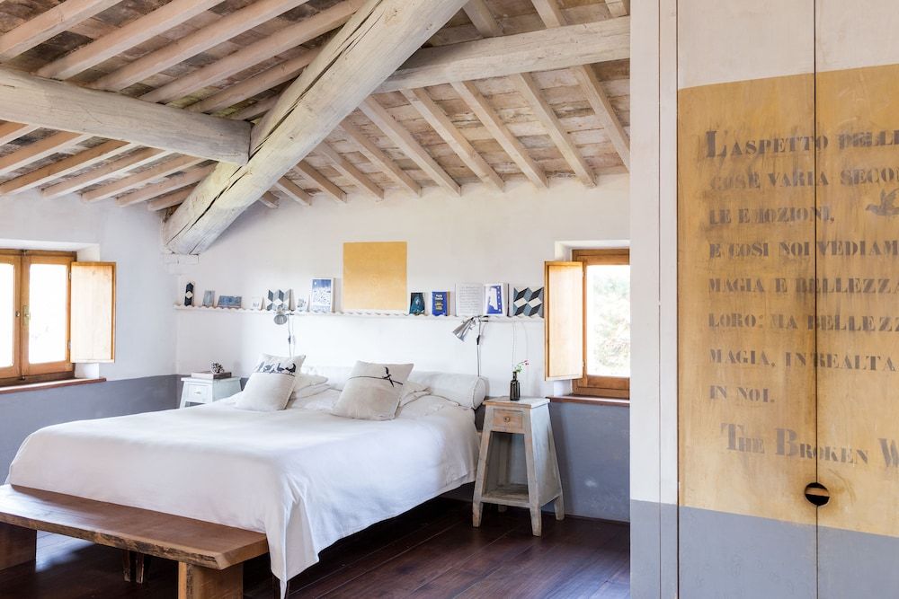 Exclusive Suite, 1 King Bed, Vineyard View