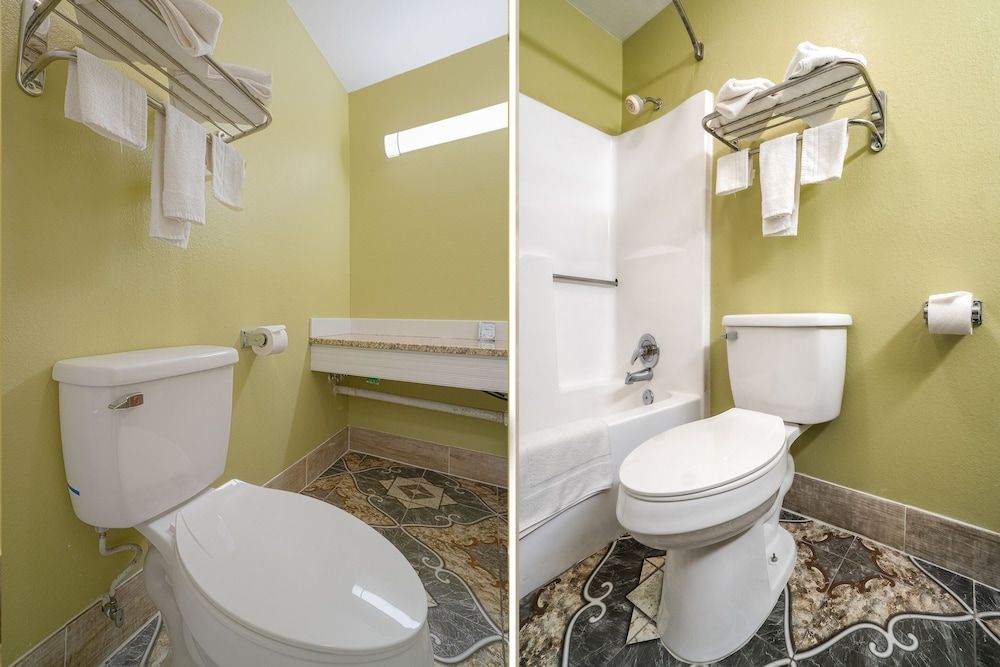 Aransas Bay Inn & Suites Corpus Christi by OYO Room, 1 King Bed 8