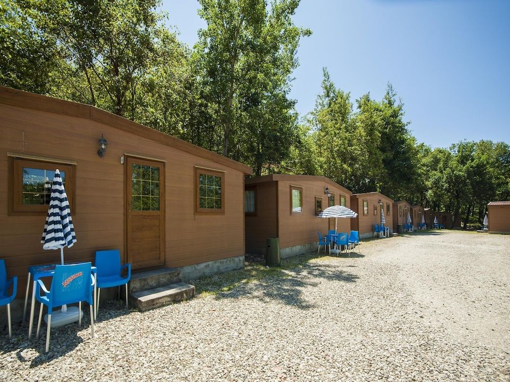Standard Mobile Home, 2 Bedrooms