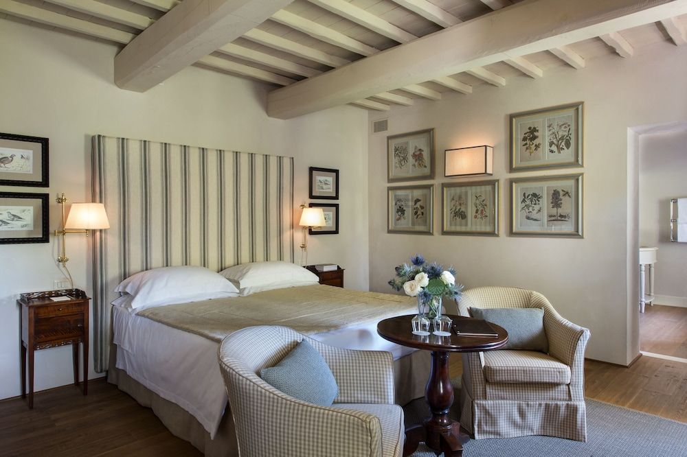 Il Borro - Relais & Châteaux Deluxe Room (Borgo) 2