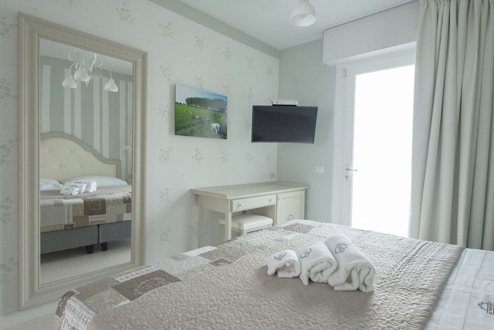 Maison 39 Business Double Room, 1 Bedroom, Balcony, Courtyard View 22