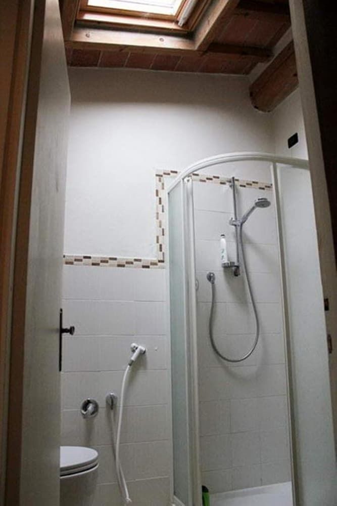 Casa Corsi Comfort Quadruple Room, 1 Bedroom, Private Bathroom, Garden View 3