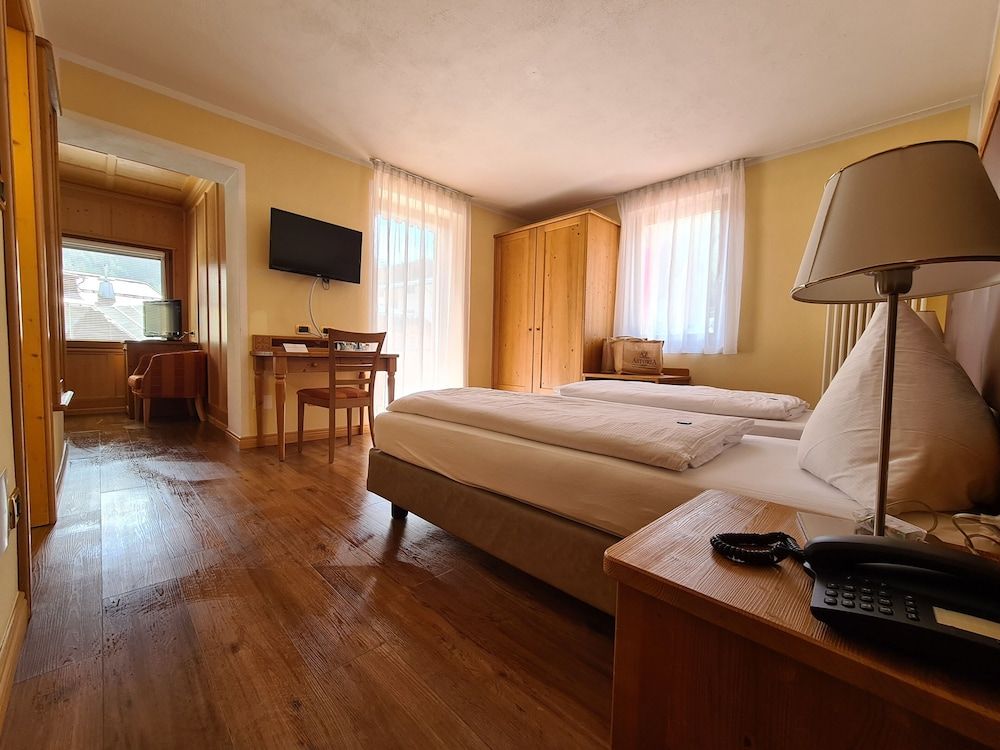 Astoria Superior Double or Twin Room