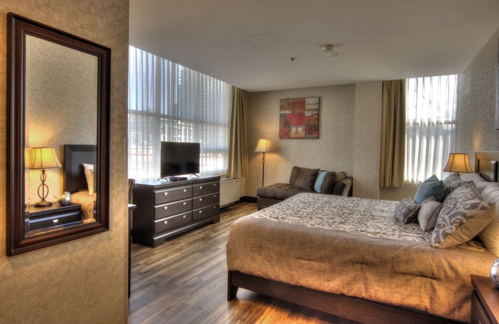 Standard Room, 1 King Bed