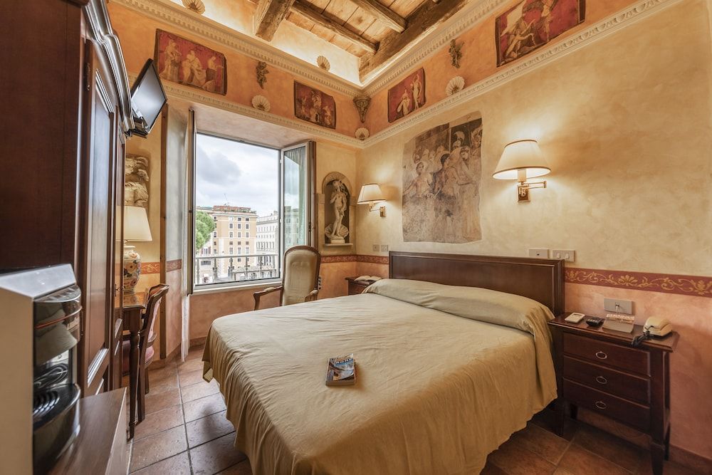 Hotel Barrett Standard Twin Room 2