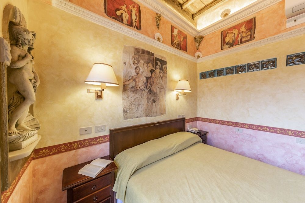 Hotel Barrett Standard Twin Room 9