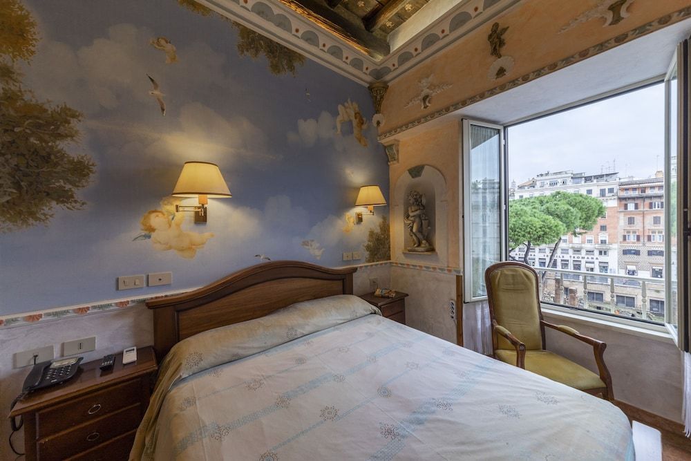 undefined Hotel Barrett 3