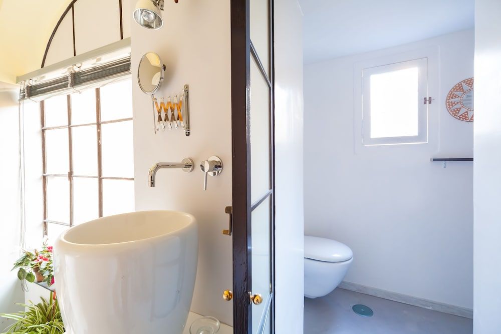 Babuccio Art Inn Classic Double or Twin Room 12