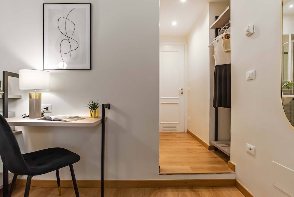 B&B 94 Rooms Vatican Scipioni Double or Twin Room 18