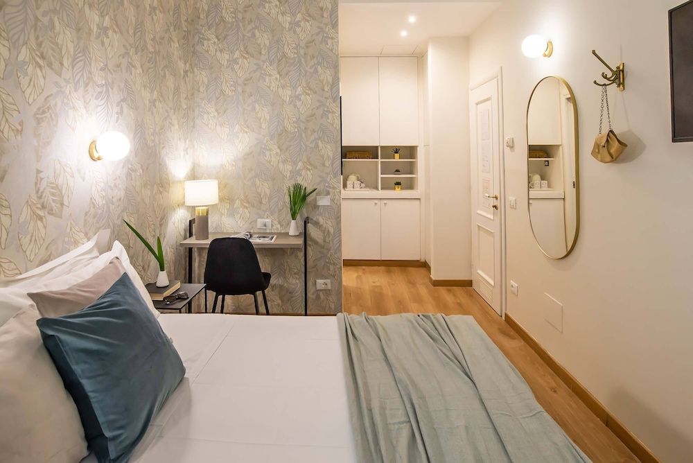 B&B 94 Rooms Vatican Scipioni Double or Twin Room 16