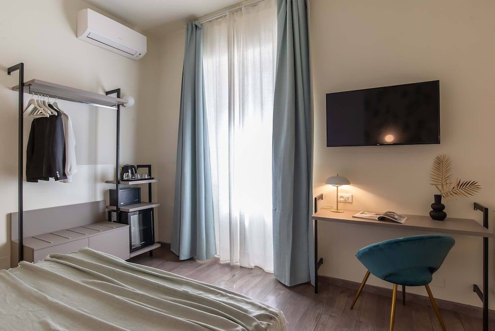 B&B 94 Rooms Vatican Scipioni Double or Twin Room 23