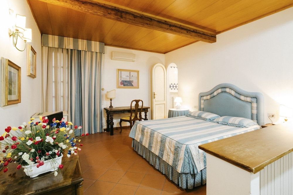 Panella's Residence Deluxe Double or Twin Room 2