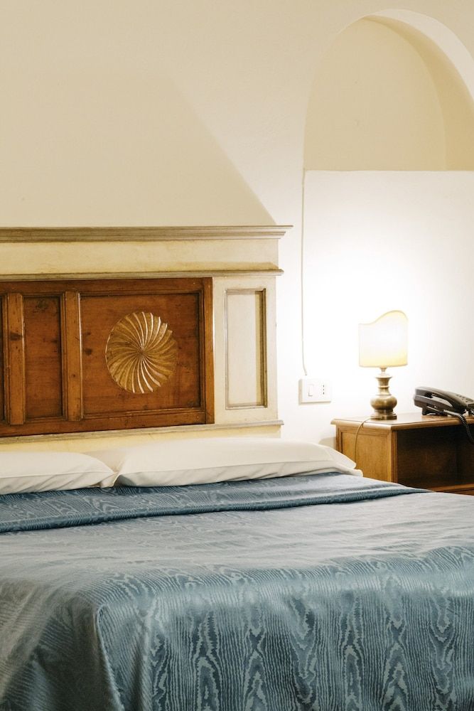 Panella's Residence Deluxe Double or Twin Room 9