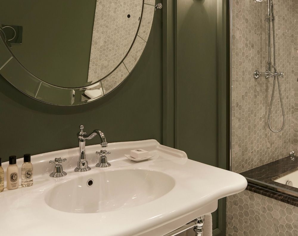 Palazzo Dama Deluxe Double Room 3