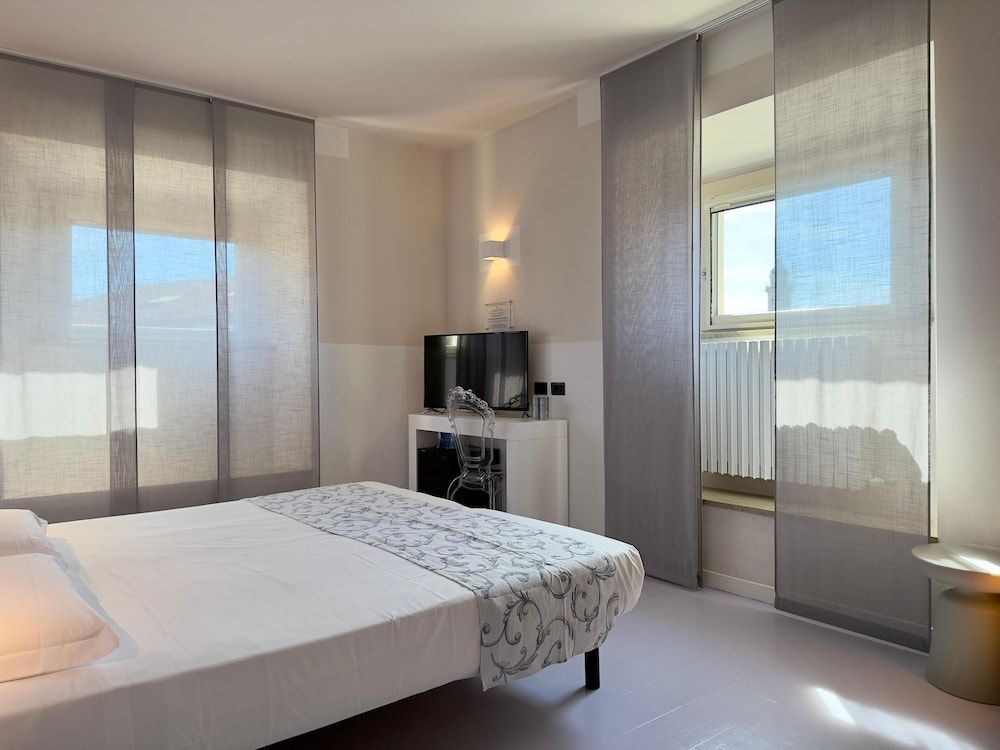 Hotel Europa Standard Double or Twin Room 5