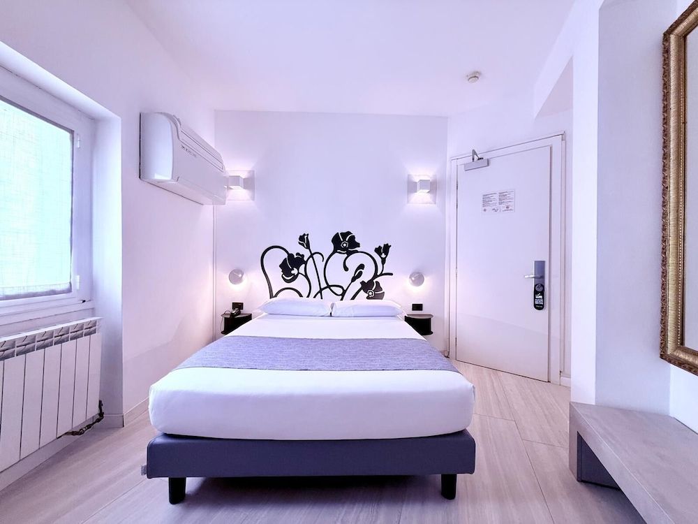 Hotel Europa Standard Double or Twin Room 11