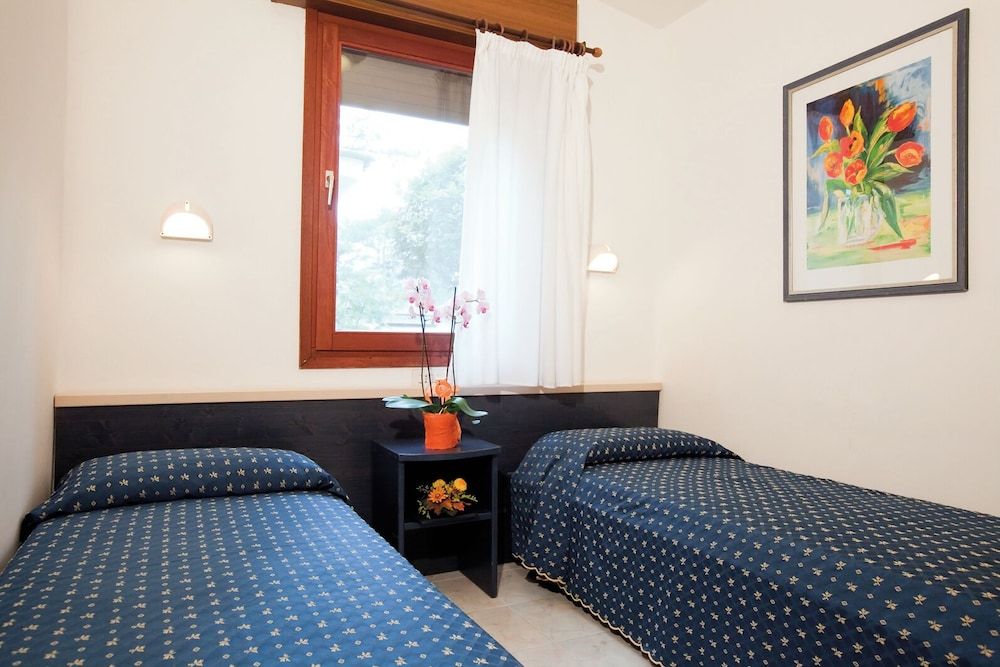 Classic Villa, 2 Bedrooms (5-6 PAX)