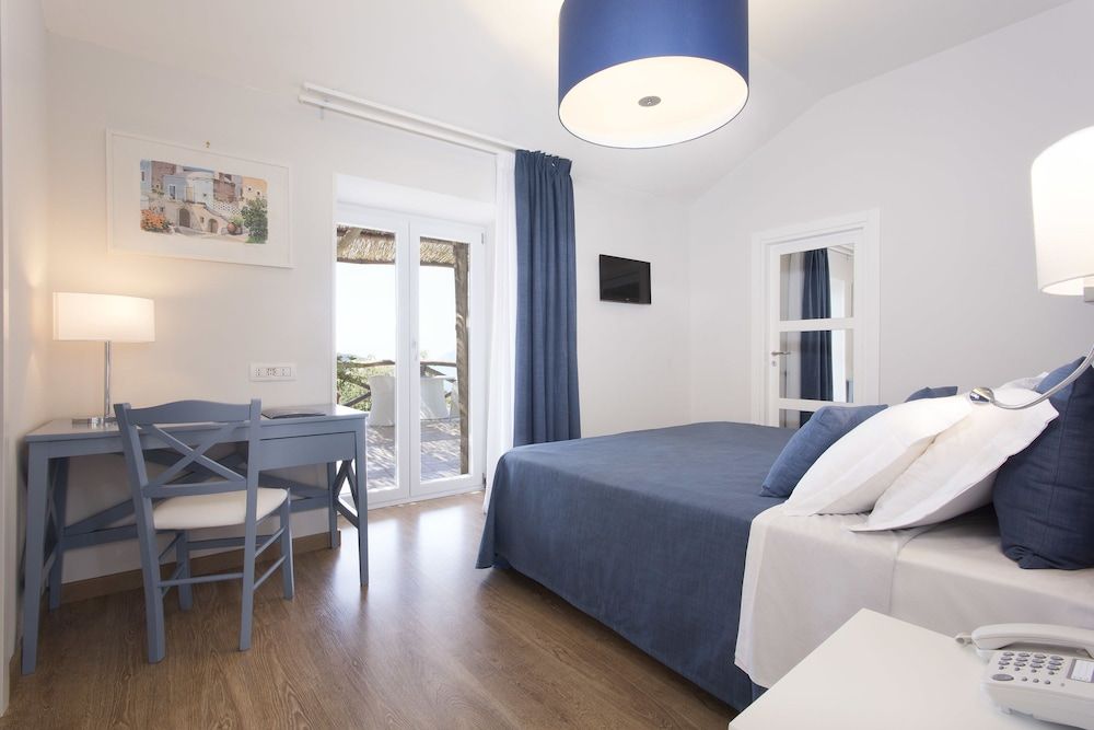 Classic Double Room, Sea View