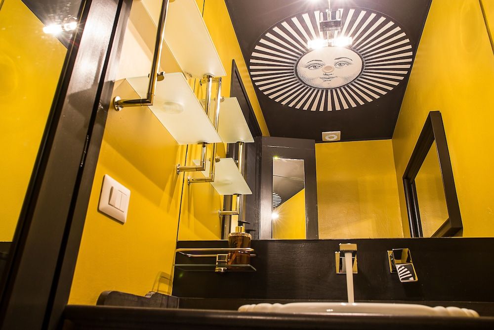 Palazzo Gallery Deluxe Double Room 5