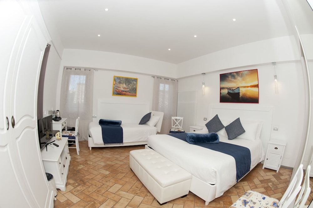 Romantic Suite, Terrace