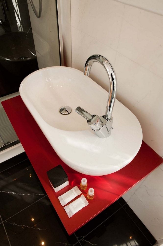Imperia Suite Double Room Single Use 12