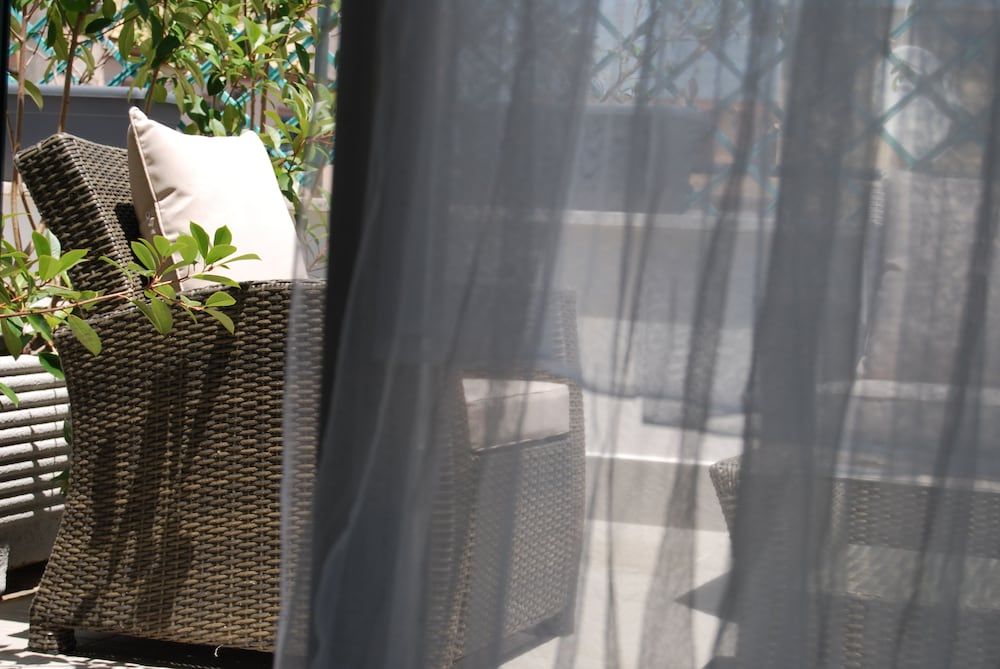 Imperia Suite Deluxe Double Room, Hot Tub 3