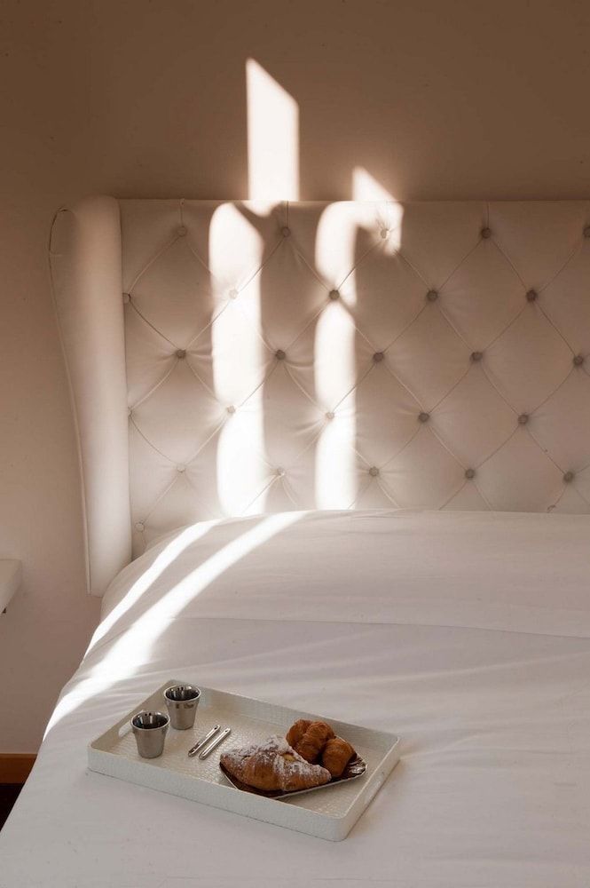 Imperia Suite Double Room Single Use 7