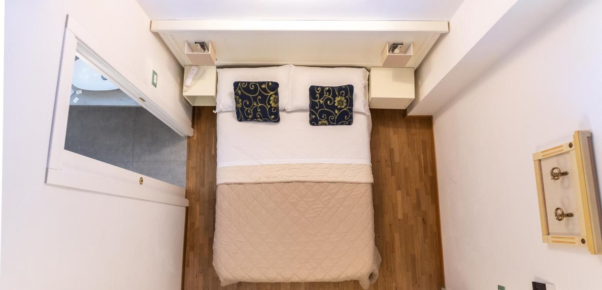 Hotel Corso Single Room