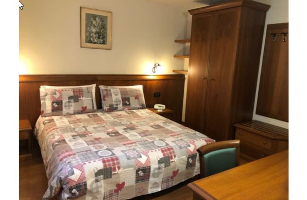 Economy Double or Twin Room