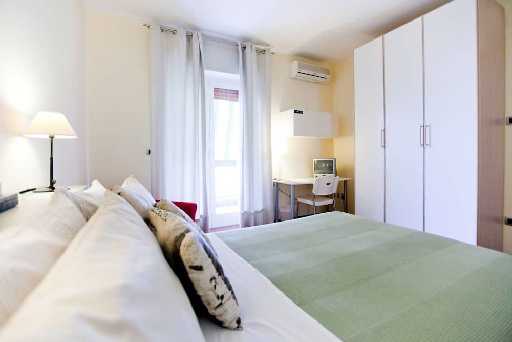Rooms Rent Vesuvio B&B Standard Double Room, Shared Bathroom 3