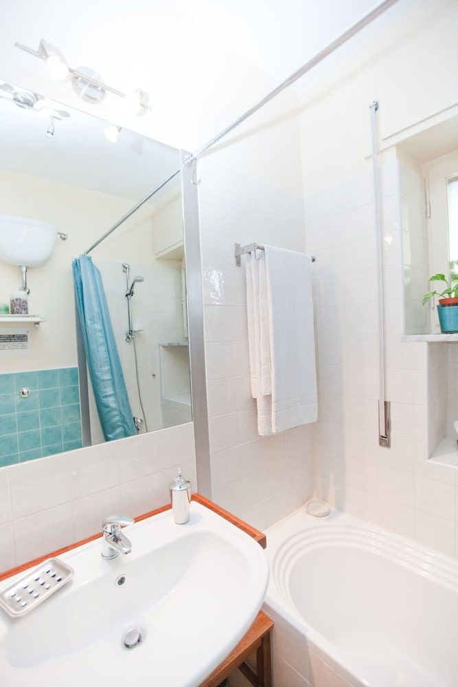 Rooms Rent Vesuvio B&B Comfort Double Room, Shared Bathroom 7