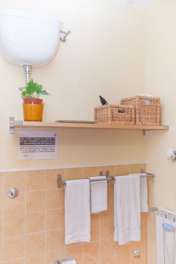 Rooms Rent Vesuvio B&B Standard Single Room, Shared Bathroom 11