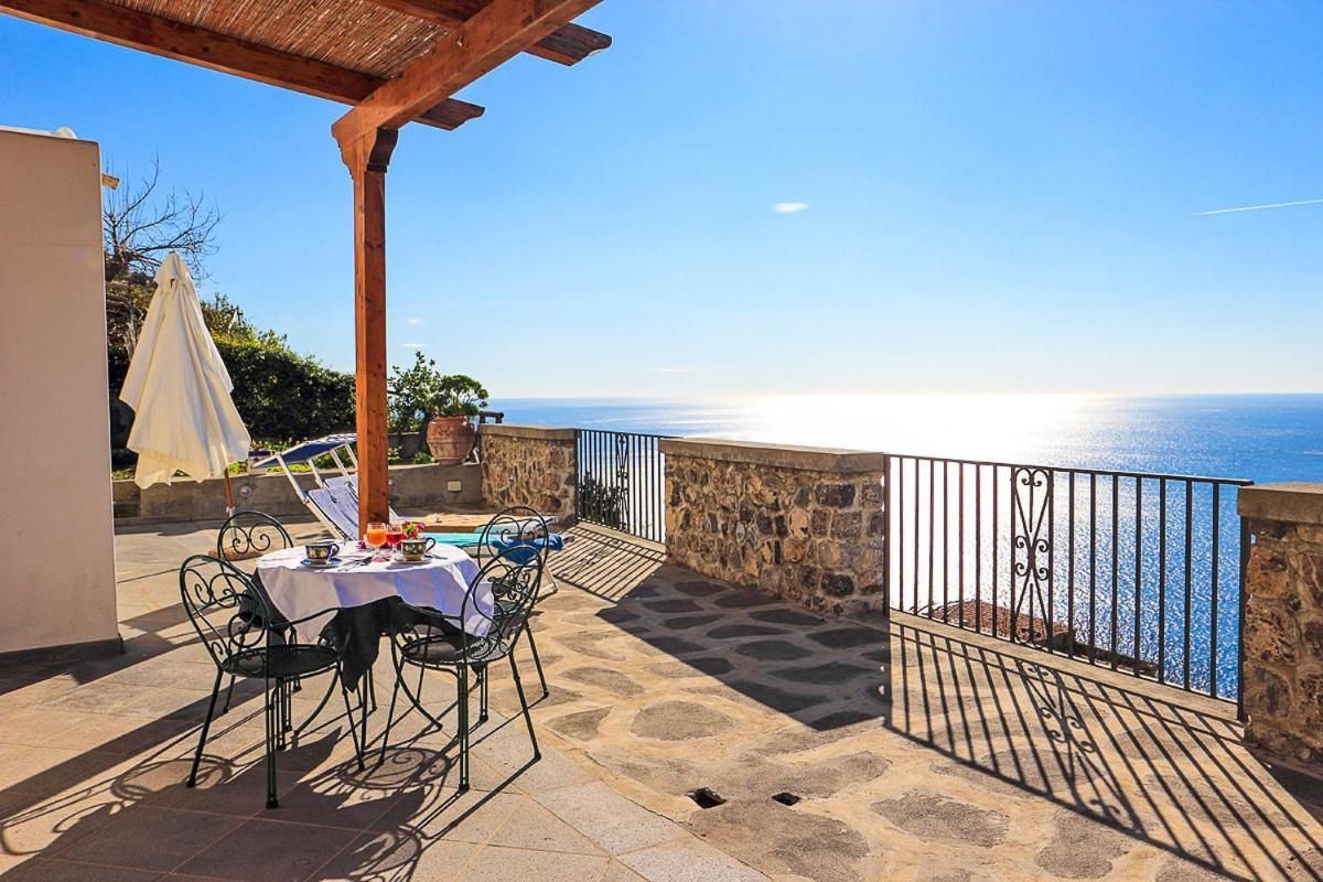 Two-Bedroom House with Terrace and Sea View