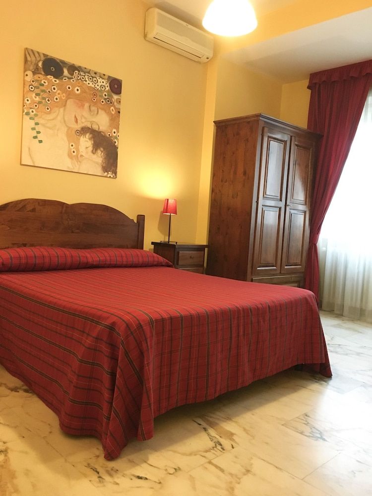 Perseo B&B Double Room, 1 Queen Bed, Private Bathroom 10