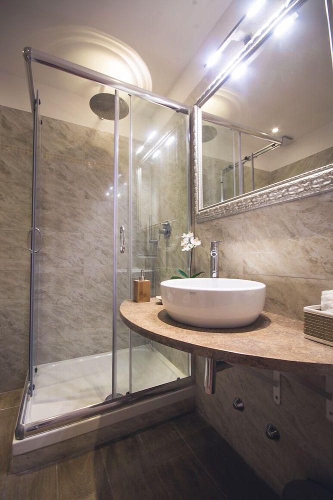 The golden keys rome Double Room 15