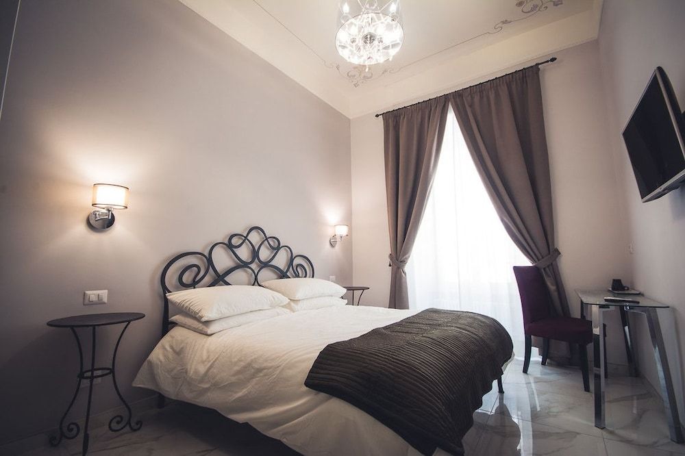 The golden keys rome